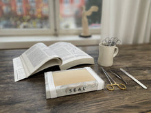 Load image into Gallery viewer, Celebrating the art of Surgery - Seal® the Pad - Limited Edition